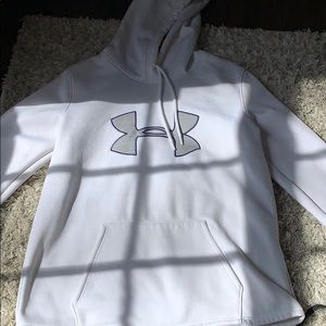 Under armor sweatshirt